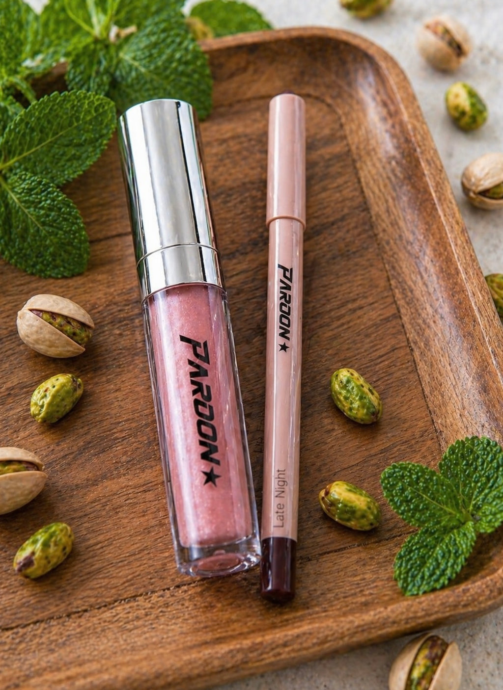 ICED PISTACHIO Lip kit
