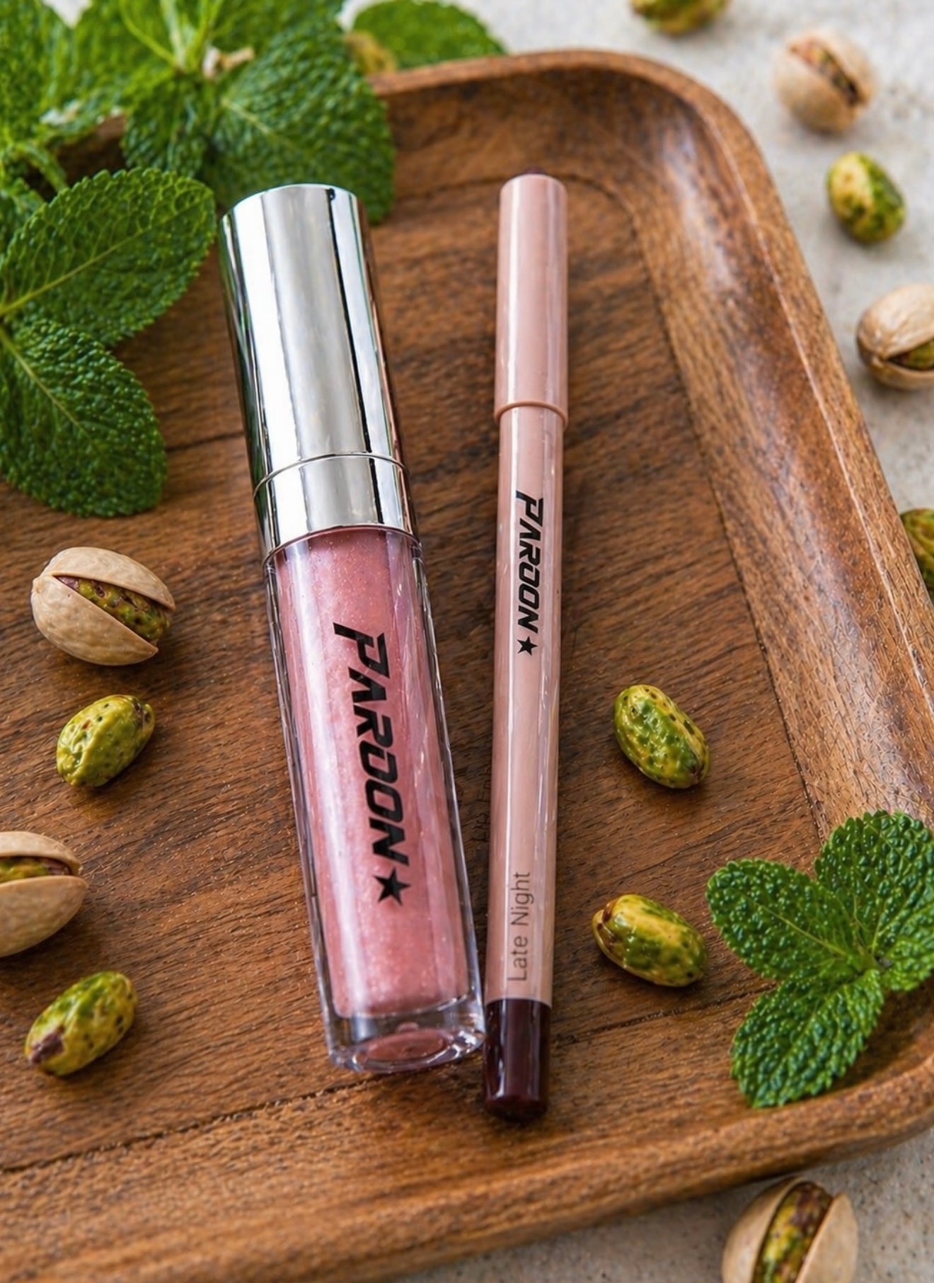 ICED PISTACHIO Lip kit